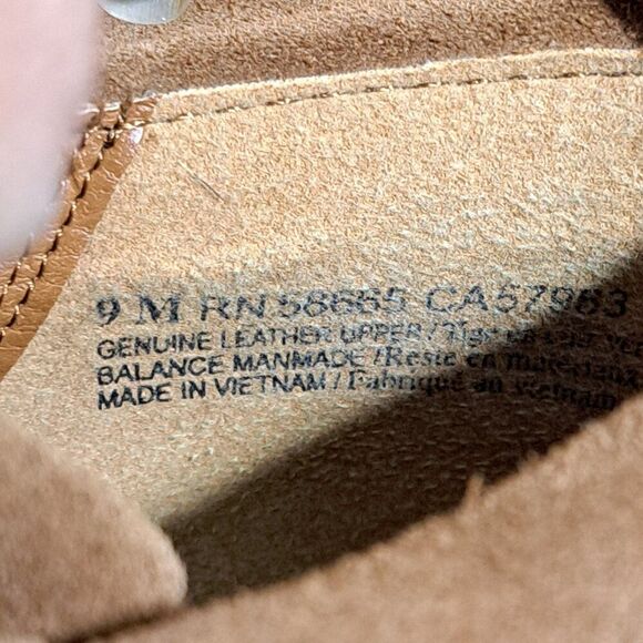 BP Women's Tan Suede Ankle Booties Almon Toe Classic Boho Sz 9 - Picture 9 of 9